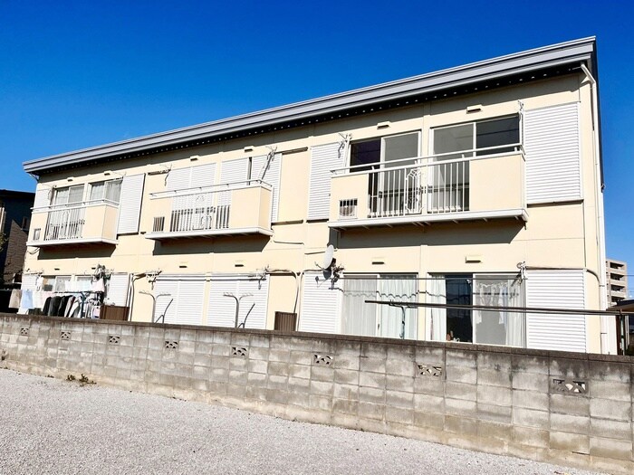 サンライフハタの物件外観写真