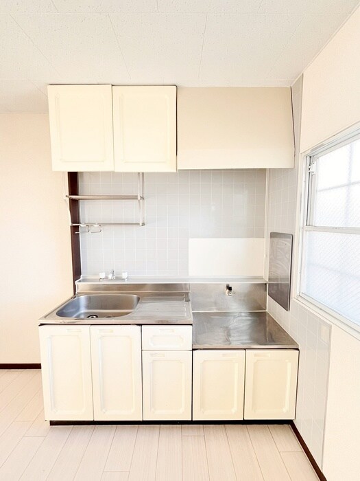 サンライフハタの物件内観写真