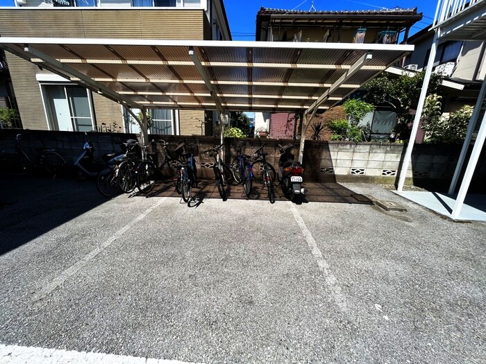 ホワイトハイツの物件外観写真