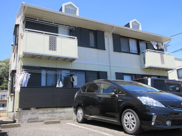 ドミ－ルⅠの物件外観写真