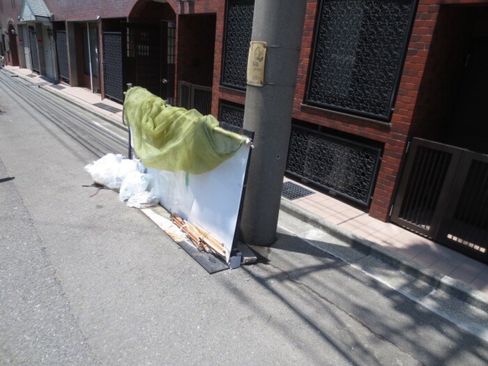 ﾗｲｵﾝｽﾞﾏﾝｼｮﾝ青葉台第５(109）の物件外観写真