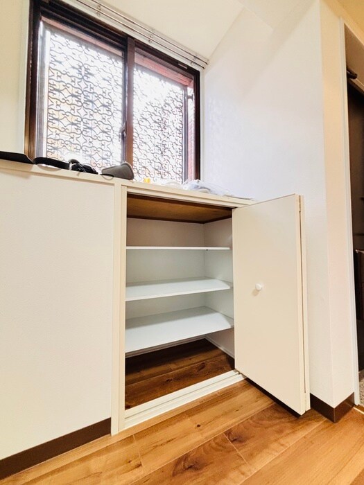 ﾗｲｵﾝｽﾞﾏﾝｼｮﾝ青葉台第５(109）の物件内観写真