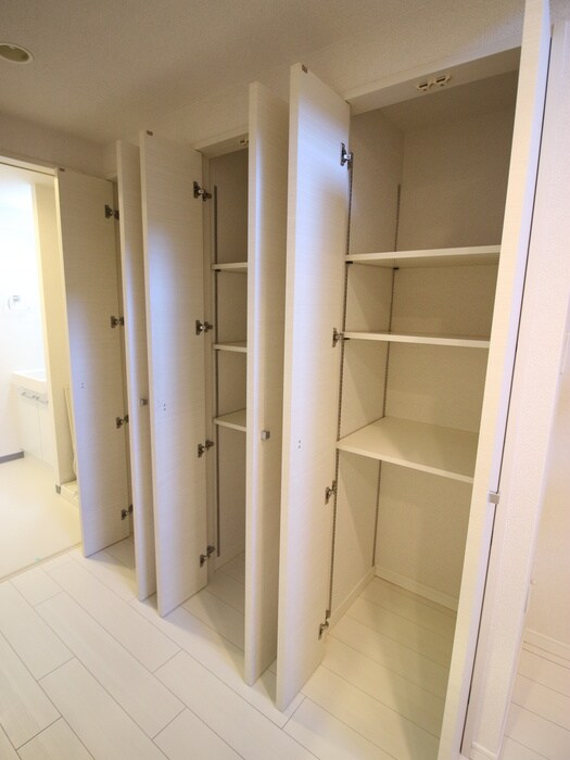 コンフォリア早稲田の物件内観写真