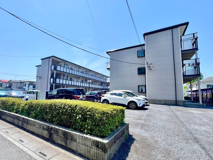 ビラージュＹＳ　Ｂ棟の物件外観写真