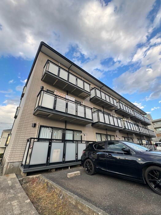 ビラージュＹＳ　Ｂ棟の物件外観写真