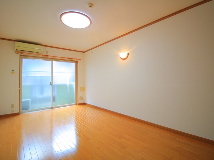 パラド－ルときわ５の物件内観写真