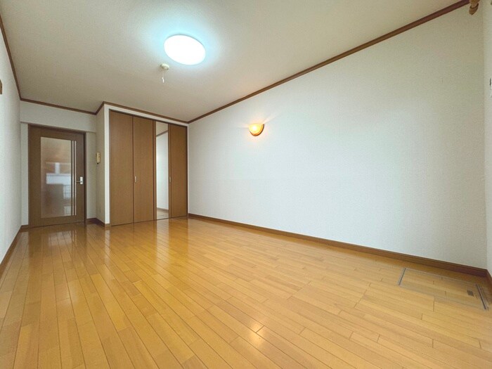 パラド－ルときわ５の物件内観写真