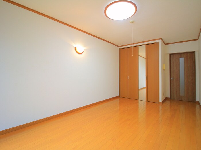 パラド－ルときわ５の物件内観写真