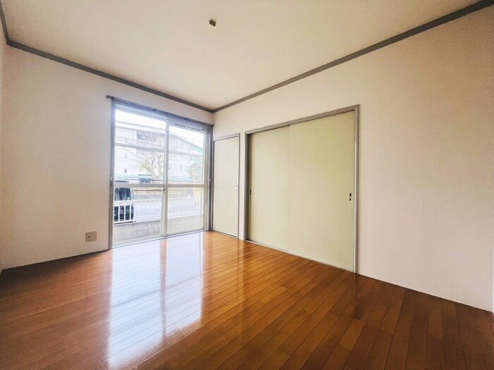 高栄ハイツの物件内観写真