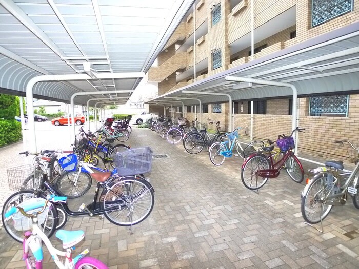 アムカスの物件外観写真