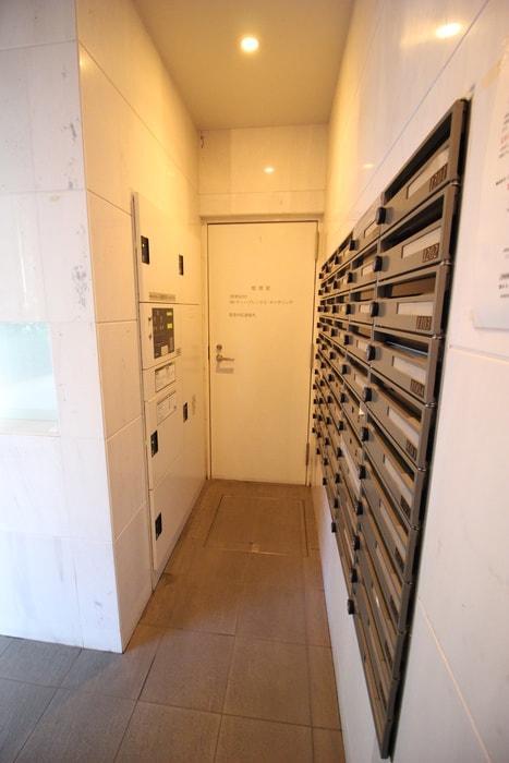 東池袋デュ－プレックスリズの物件外観写真