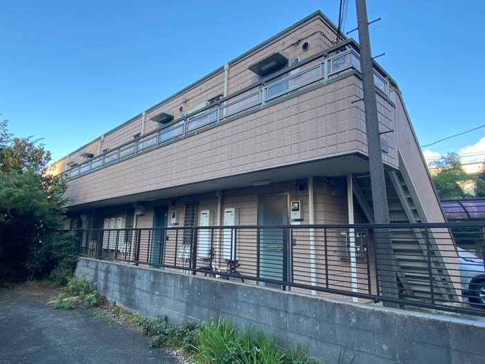 ア－バングレ－スの物件外観写真