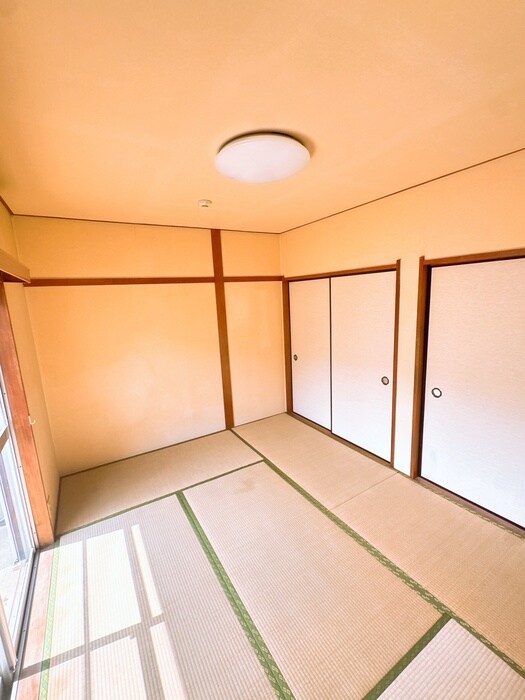 パールハウス是政の物件内観写真