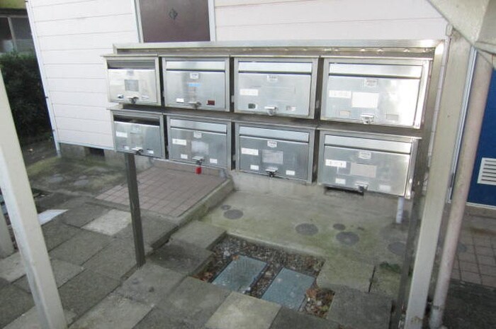 ハイツグリ－ンピアの物件外観写真