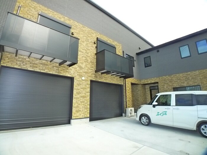 ウインドレスブルーの物件外観写真