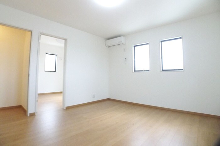 ウインドレスブルーの物件内観写真