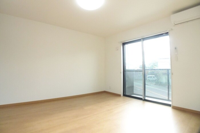 ウインドレスブルーの物件内観写真