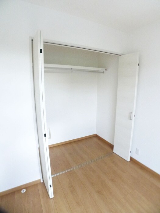 ウインドレスブルーの物件内観写真