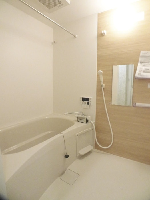 ウインドレスブルーの物件内観写真