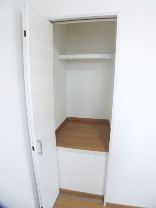 ウインドレスブルーの物件内観写真