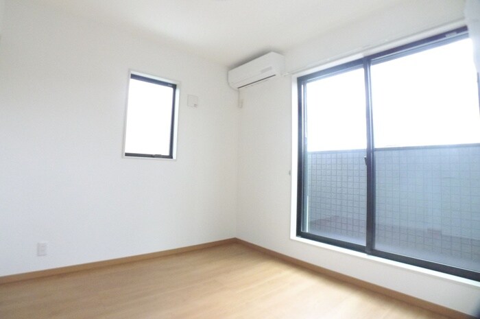 ウインドレスブルーの物件内観写真