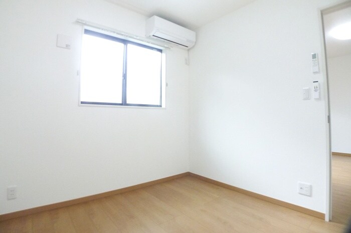 ウインドレスブルーの物件内観写真