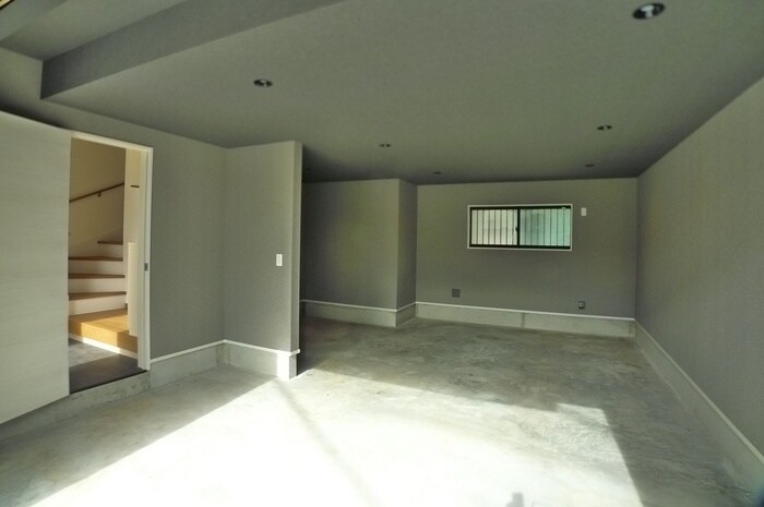 ウインドレスブルーの物件内観写真