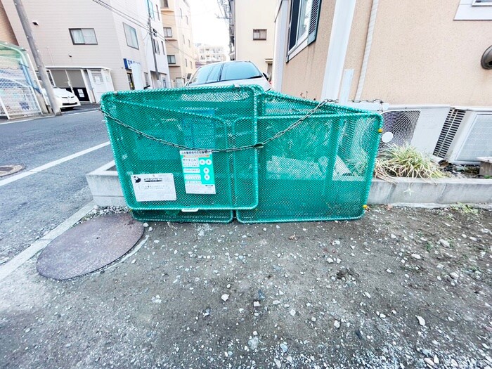 秋山アパ－トの物件外観写真