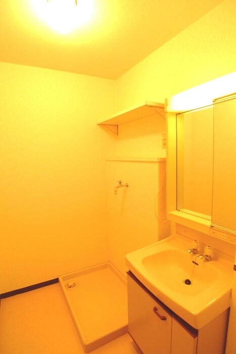 信栄マンションの物件内観写真