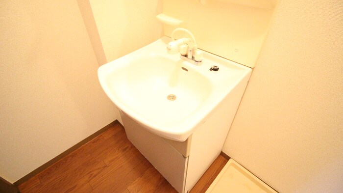 クイーンズコートの物件内観写真