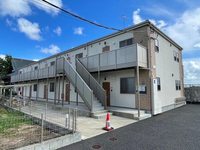 アムールイソベの物件外観写真