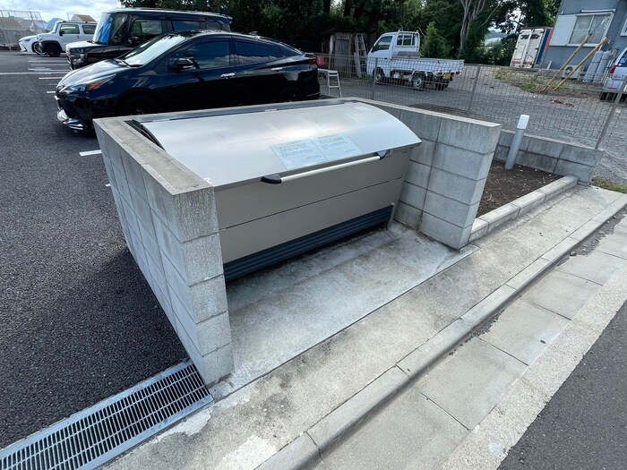 アムールイソベの物件外観写真