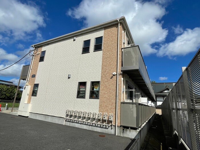 アムールイソベの物件外観写真