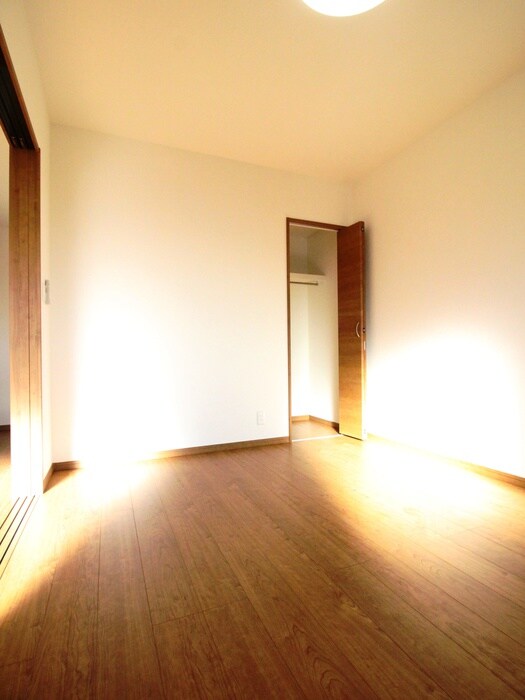 アムールイソベの物件内観写真