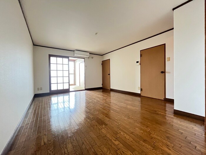 ヴェルドミ－ル小峰の物件内観写真