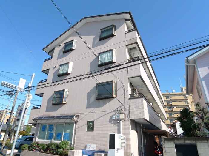 ヴェルドミ－ル小峰の物件外観写真