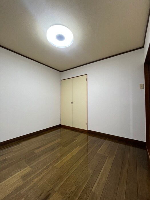 ヴェルドミ－ル小峰の物件内観写真