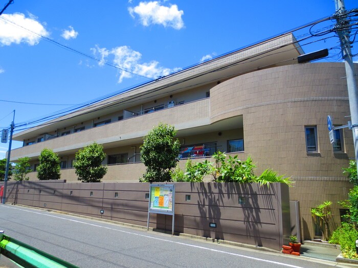 ガ－デン目黒南の物件外観写真