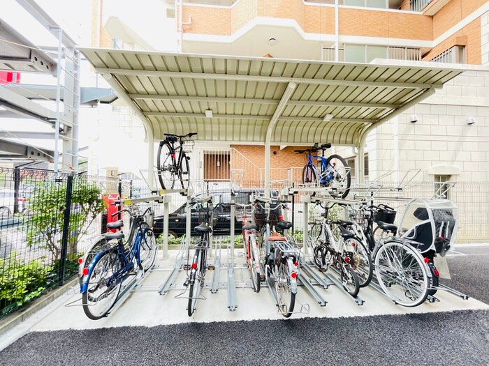 TEC Green Residenceの物件外観写真