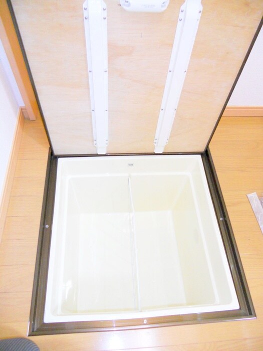 プリメ－ラⅠの物件内観写真