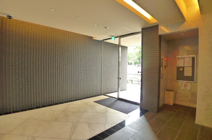 Le Manoirの物件外観写真