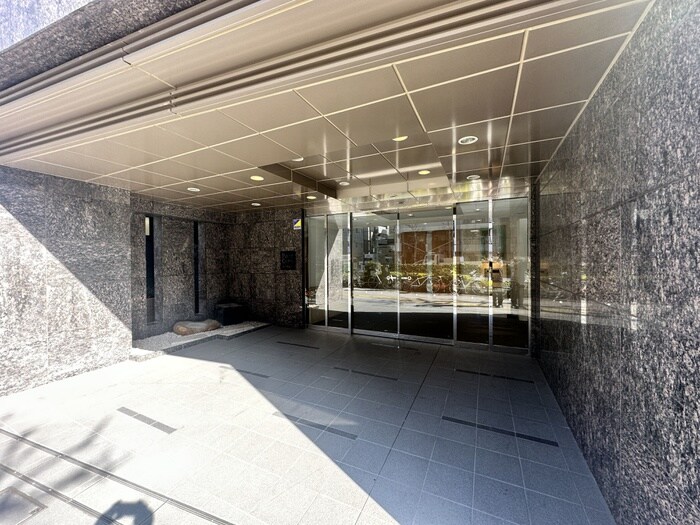 パ－クキュ－ブ浅草田原町の物件外観写真