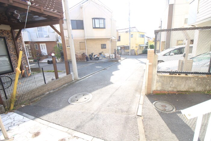 マピエス白楽の物件外観写真