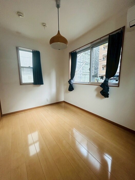 阪東橋戸建の物件内観写真