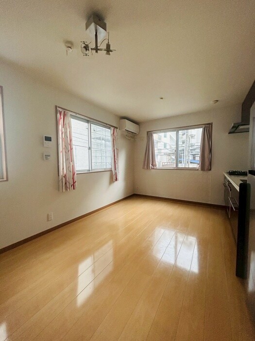 阪東橋戸建の物件内観写真