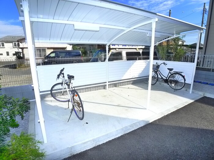 メゾン　グレシアの物件外観写真