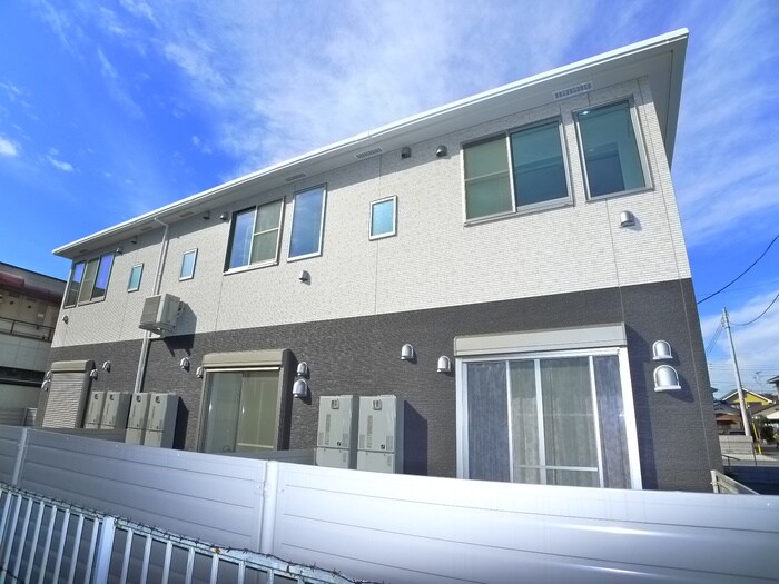 メゾン　グレシアの物件外観写真