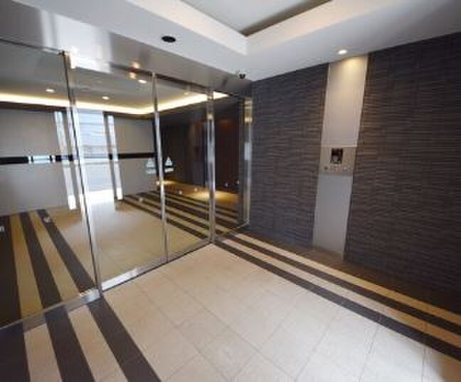 コンフォリア川口本町の物件外観写真