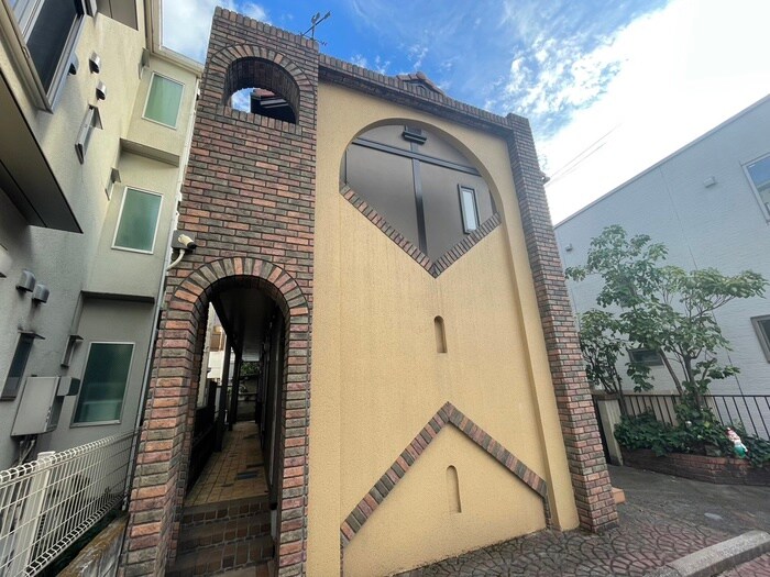 コ－ト風見鶏の物件外観写真