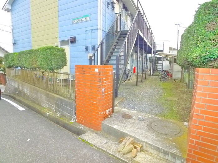 ヒルサイド臼井の物件外観写真